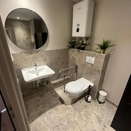 Coraline - Lyon Eurexpo Aparthotel 4*