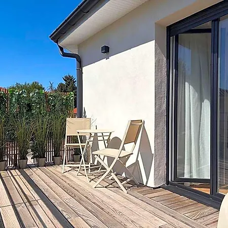 Coraline - Lyon Eurexpo Aparthotel 4*